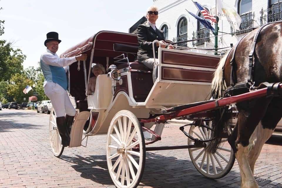 Traders Point Carriage Presents